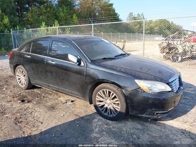 CHRYSLER 200 2013