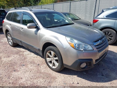 SUBARU OUTBACK 2014