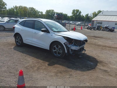 FORD ESCAPE 2023