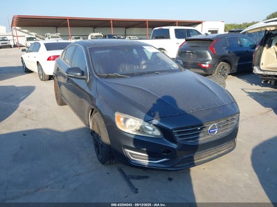VOLVO S60 2015