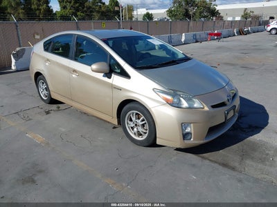 TOYOTA PRIUS 2011