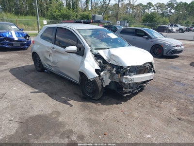 TOYOTA YARIS 2013