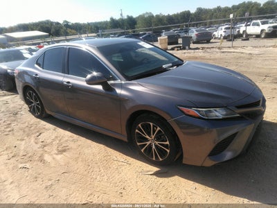TOYOTA CAMRY 2019