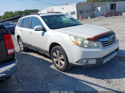 SUBARU OUTBACK 2011