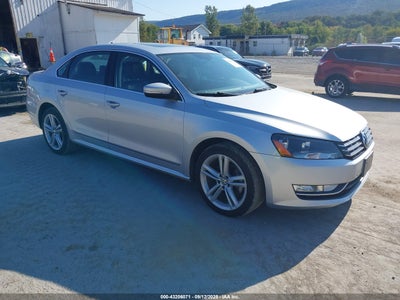 VOLKSWAGEN PASSAT 2013