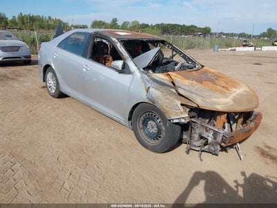 TOYOTA CAMRY 2013