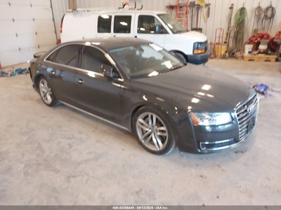 AUDI A8 2015