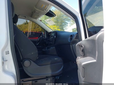 MERCEDES-BENZ METRIS 2023