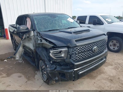 TOYOTA TUNDRA 2021