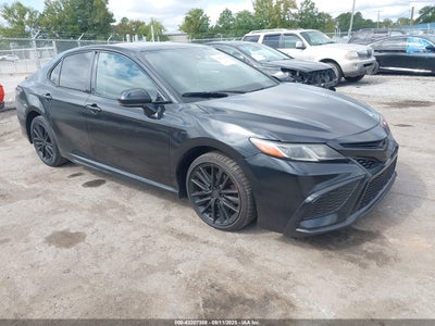 TOYOTA CAMRY 2021