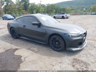 BMW M4 2025