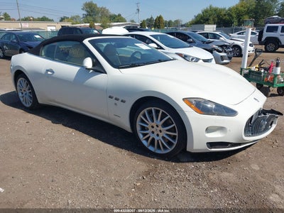 MASERATI GRANTURISMO 2012