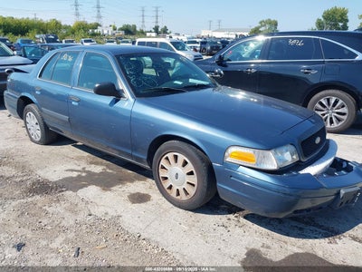 FORD CROWN VICTORIA 2011