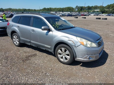 SUBARU OUTBACK 2011
