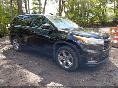 TOYOTA HIGHLANDER 2016