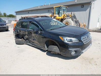 SUBARU OUTBACK 2016