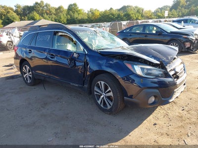 SUBARU OUTBACK 2018