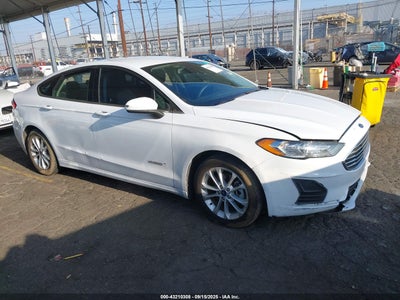 FORD FUSION HYBRID 2019
