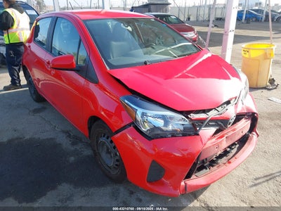 TOYOTA YARIS 2016
