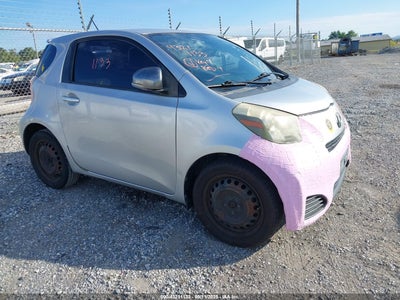SCION IQ 2012