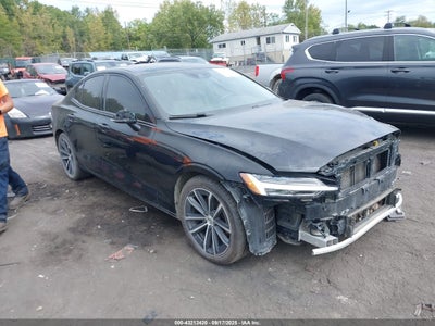 VOLVO S60 2022