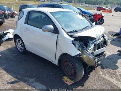 SCION IQ 2013