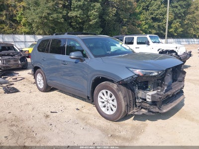 TOYOTA GRAND HIGHLANDER 2025