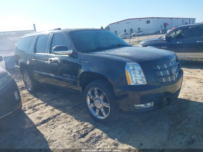CADILLAC ESCALADE ESV 2013