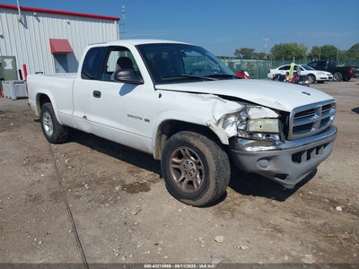 DODGE DAKOTA 2002