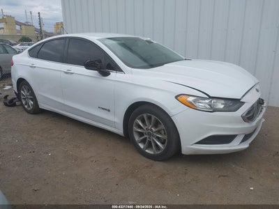 FORD FUSION HYBRID 2017