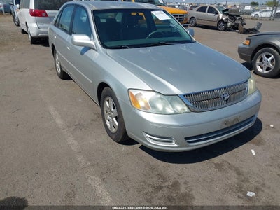 TOYOTA AVALON 2001
