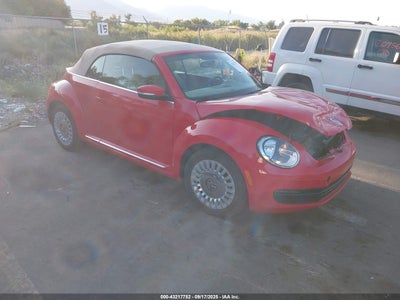 VOLKSWAGEN BEETLE 2013