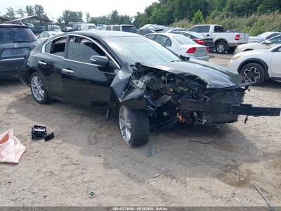 NISSAN MAXIMA 2014