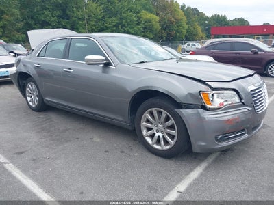 CHRYSLER 300 2011