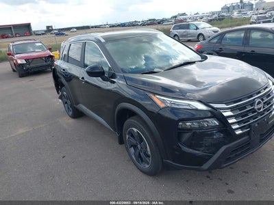 NISSAN ROGUE 2024