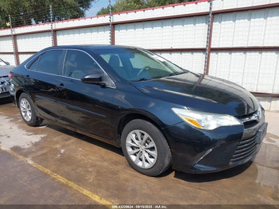 TOYOTA CAMRY 2017