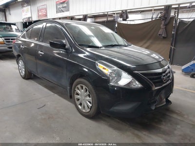 NISSAN VERSA 2015