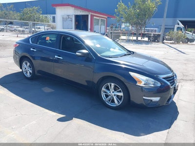NISSAN ALTIMA 2015