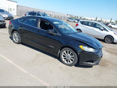 FORD FUSION HYBRID 2017