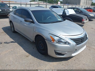 NISSAN ALTIMA 2015