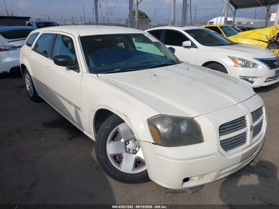 DODGE MAGNUM 2005