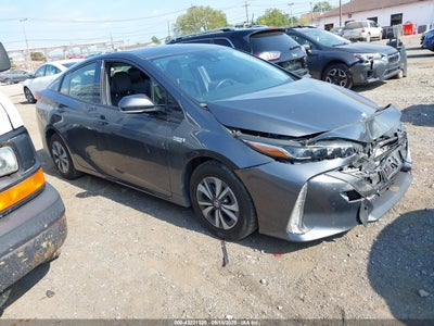 TOYOTA PRIUS PRIME 2017