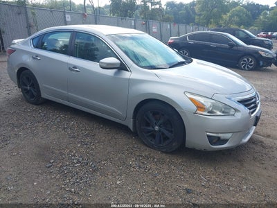 NISSAN ALTIMA 2015
