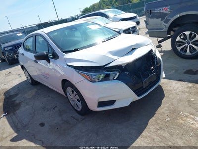 NISSAN VERSA 2020