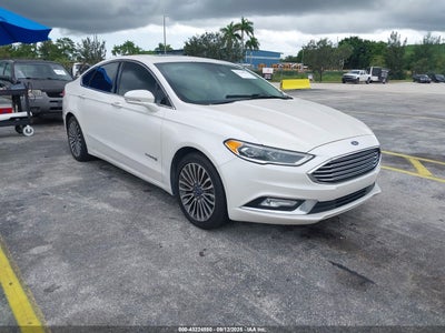 FORD FUSION HYBRID 2017