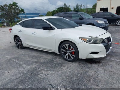 NISSAN MAXIMA 2016