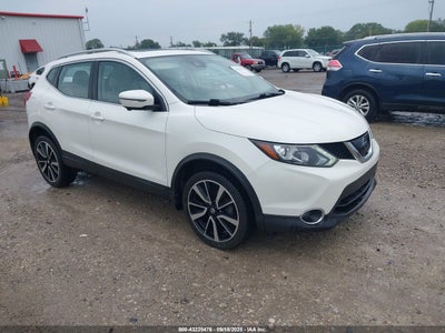 NISSAN ROGUE SPORT 2017
