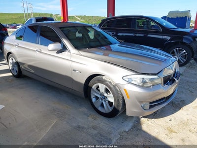 BMW 528I 2011