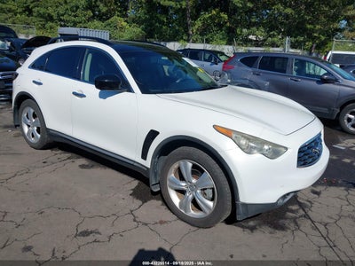 INFINITI FX35 2010