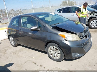 TOYOTA YARIS 2012